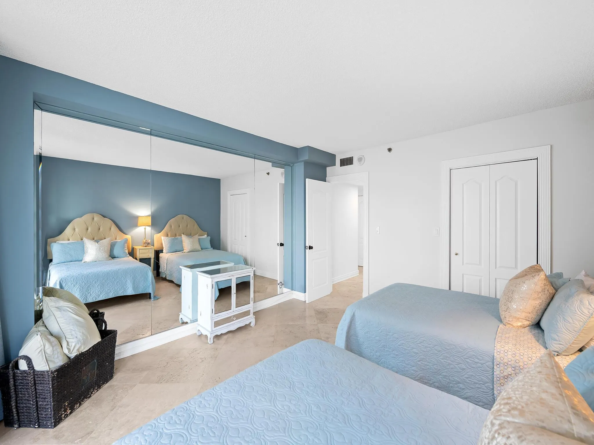 2917 S Ocean Boulevard, #304