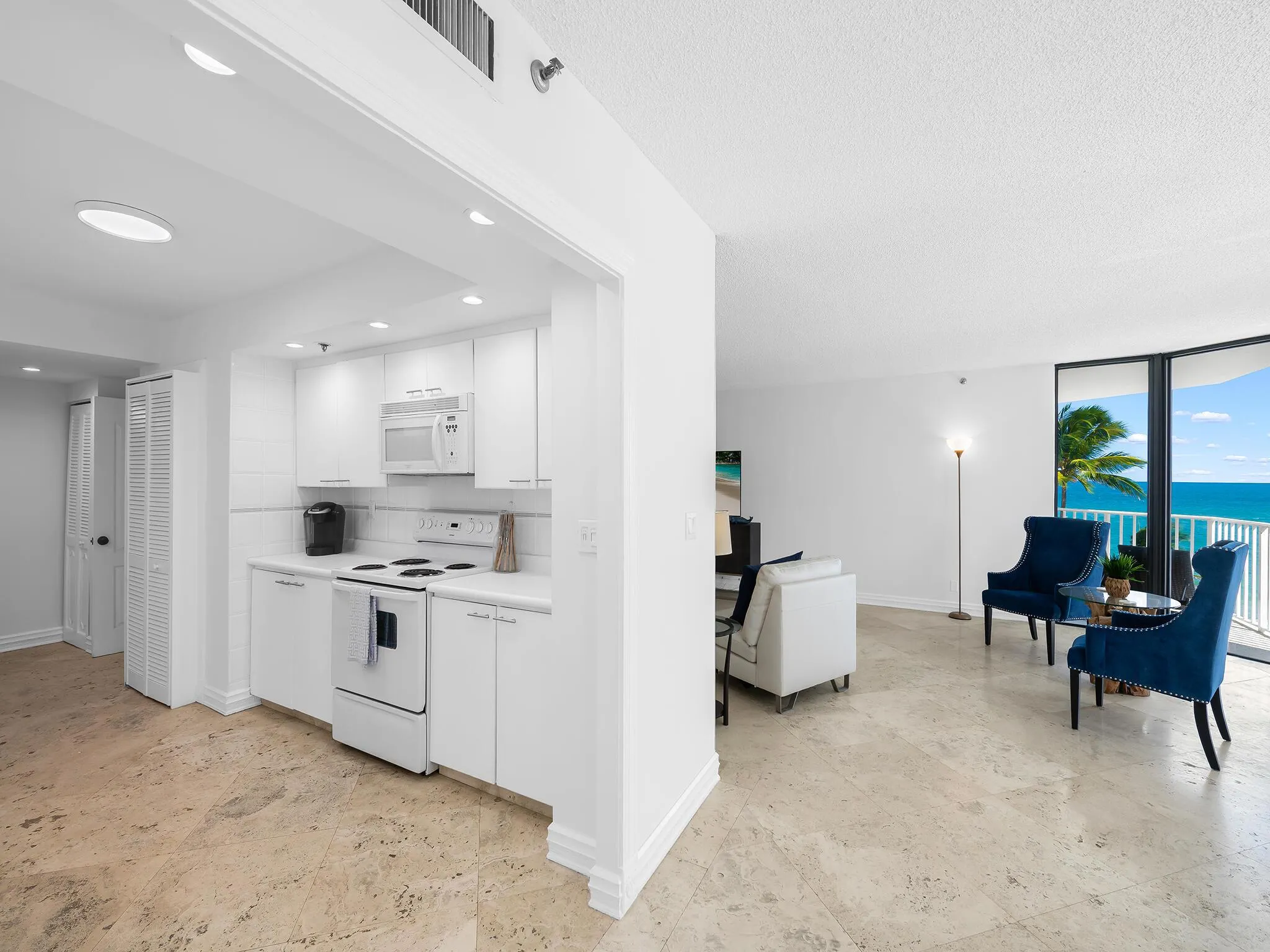 2917 S Ocean Boulevard, #304