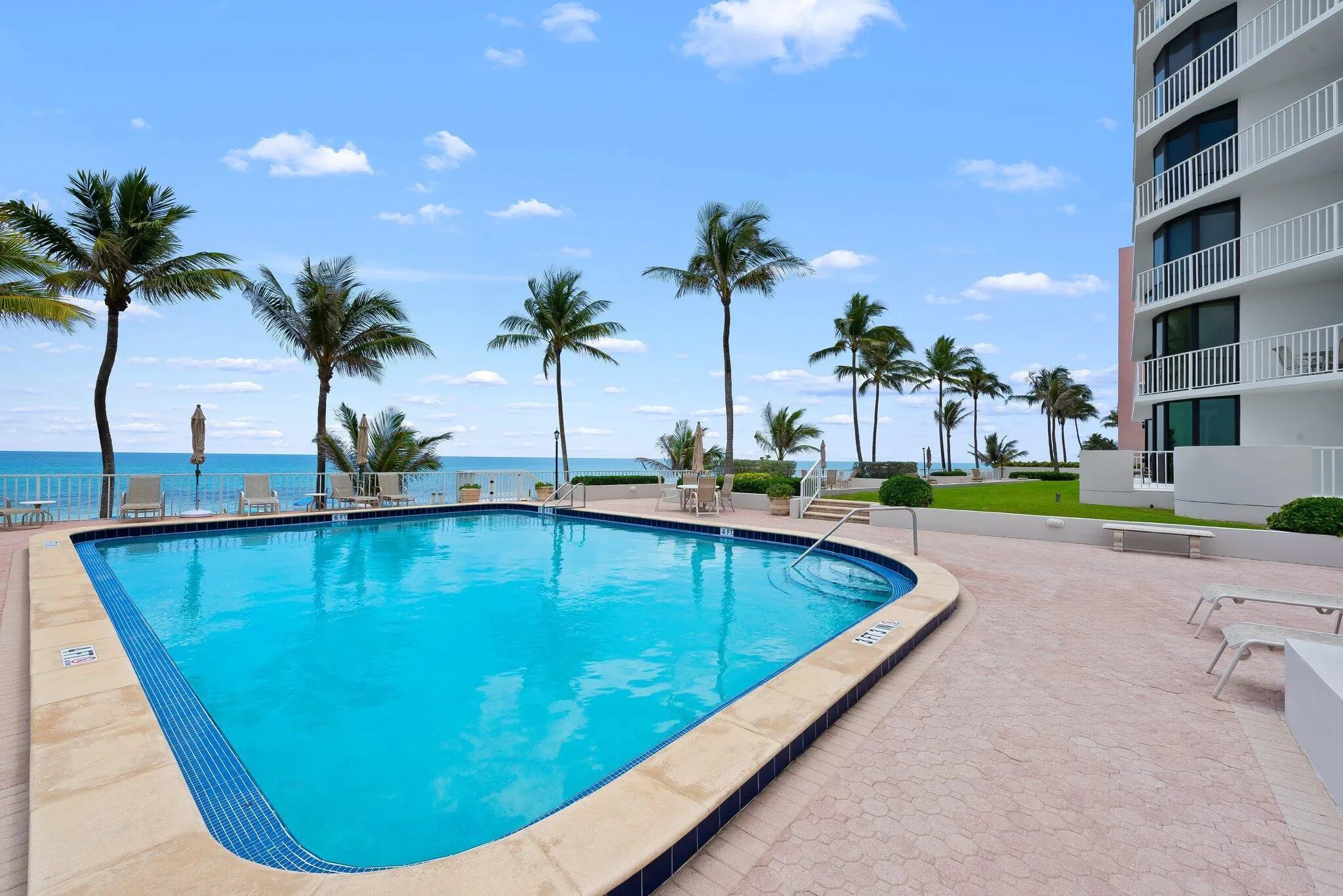 2917 S Ocean Boulevard, #304