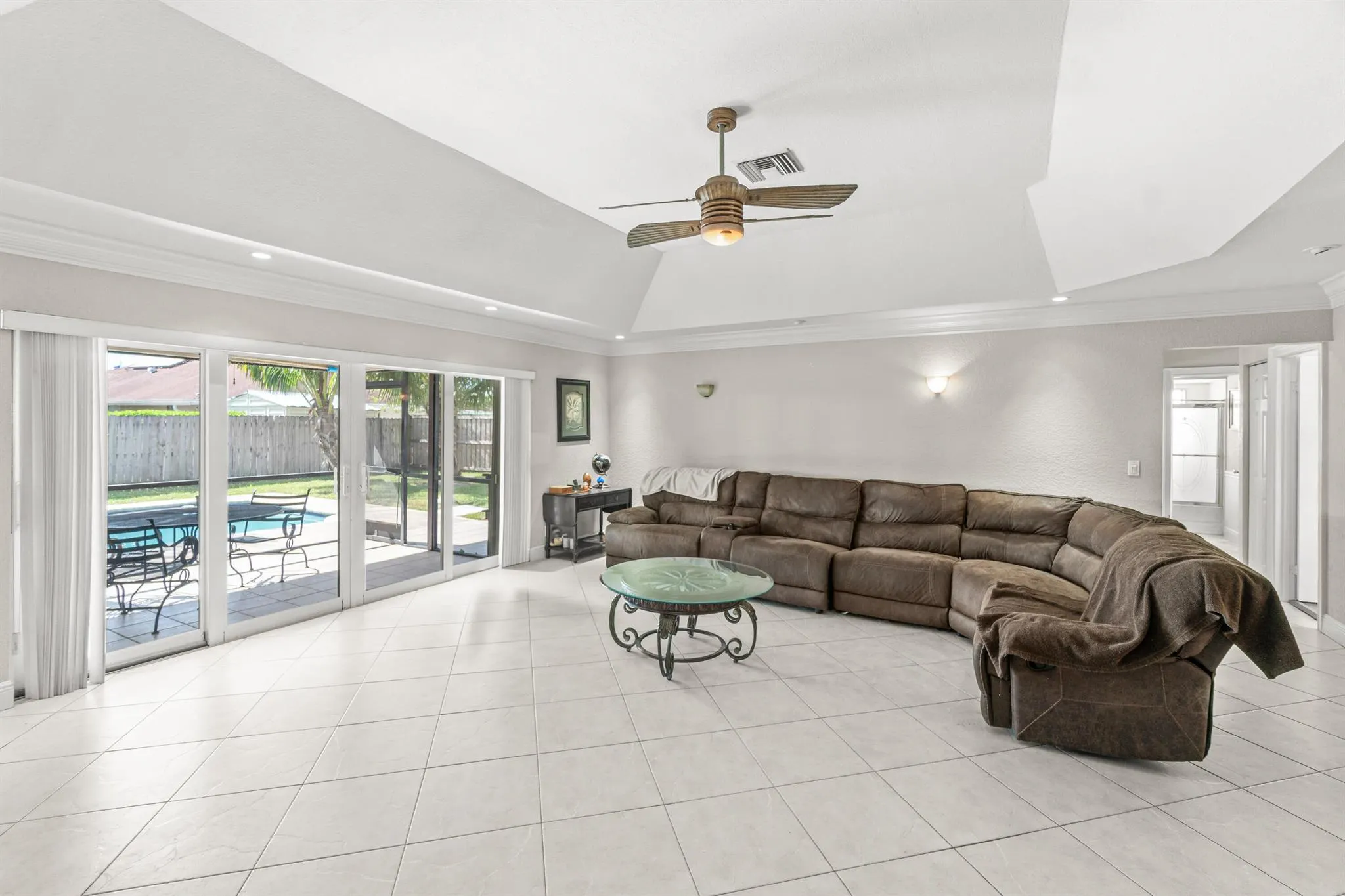 8412 White Egret Way