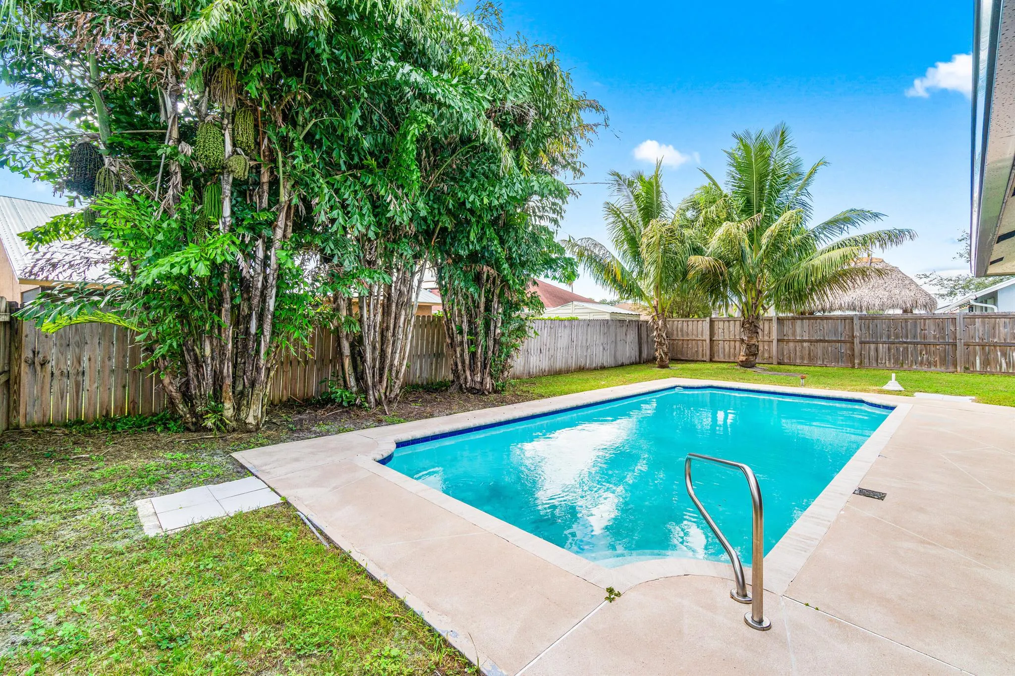 8412 White Egret Way