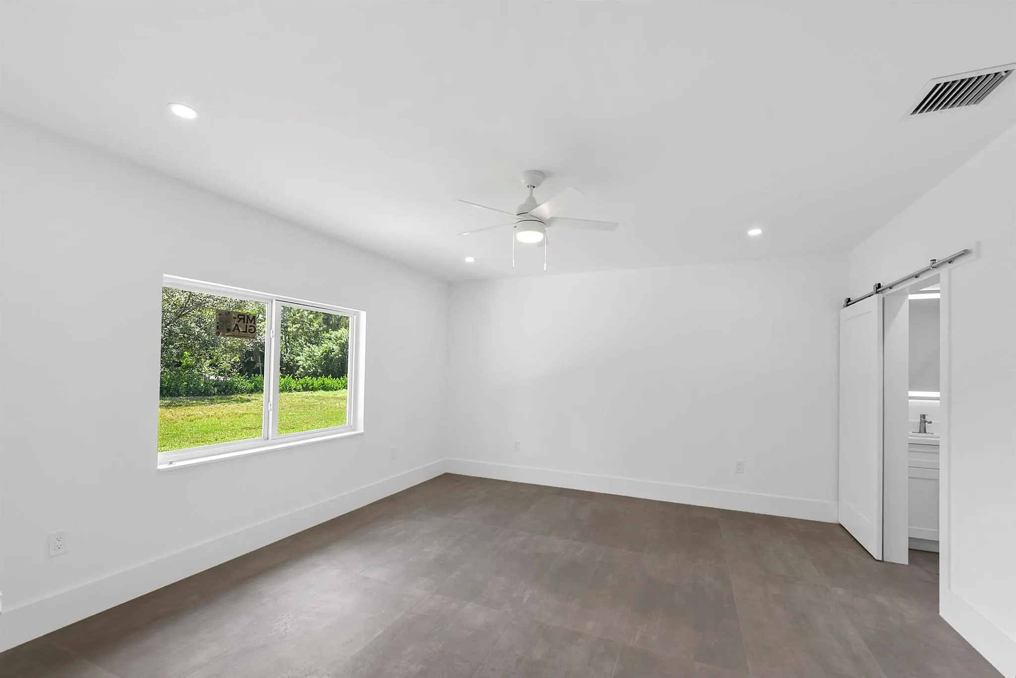 13350 61st Lane N