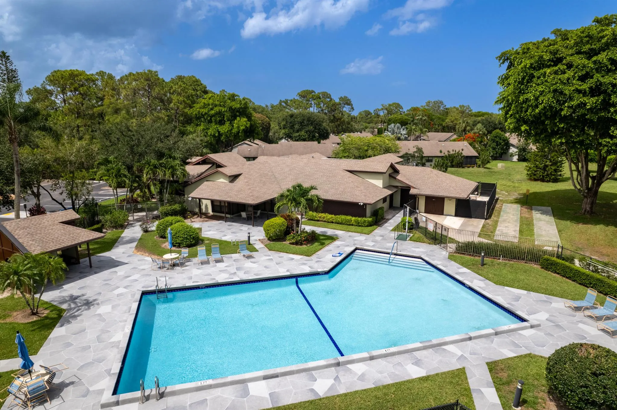 319 Elmira Court