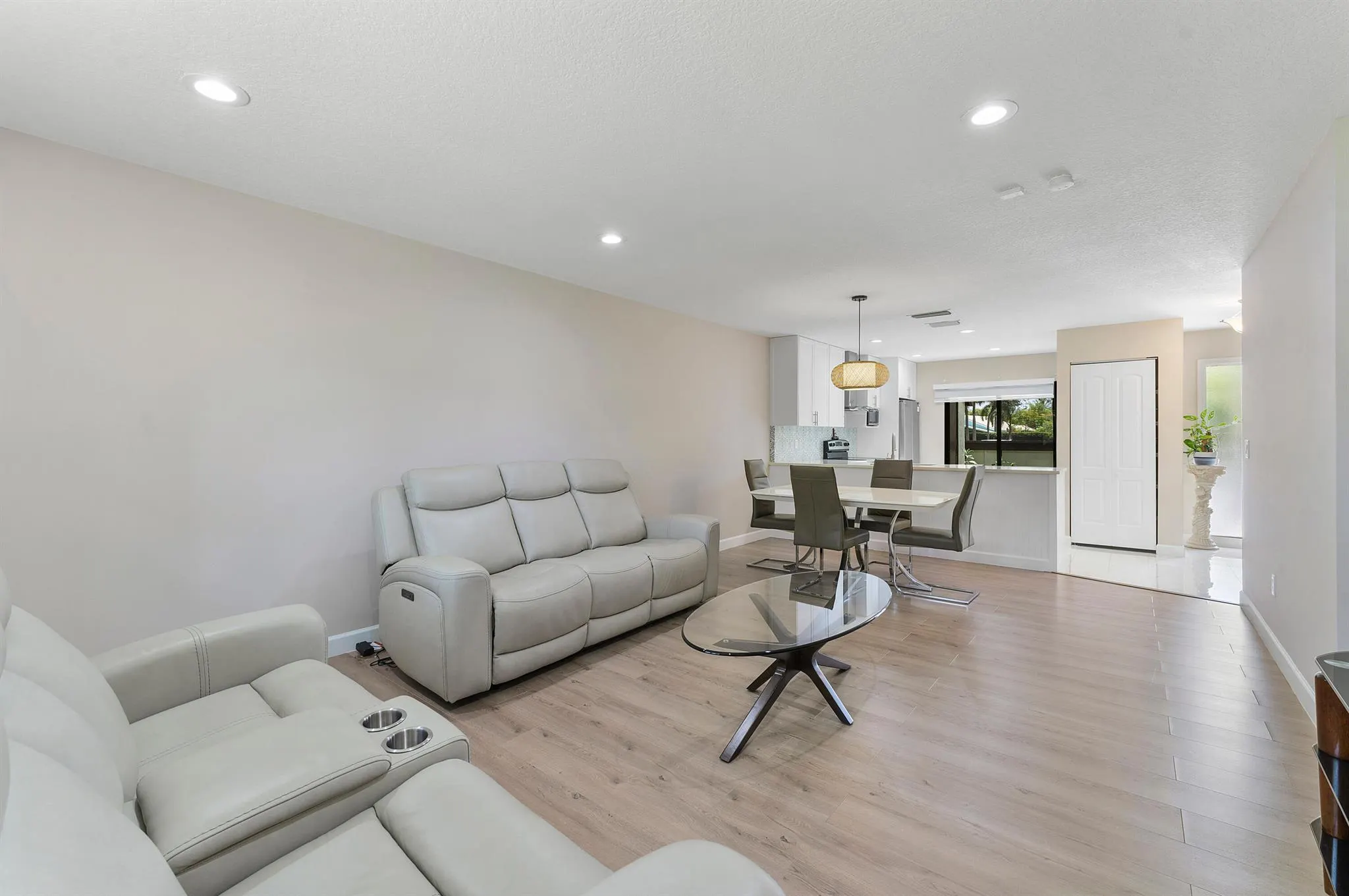319 Elmira Court