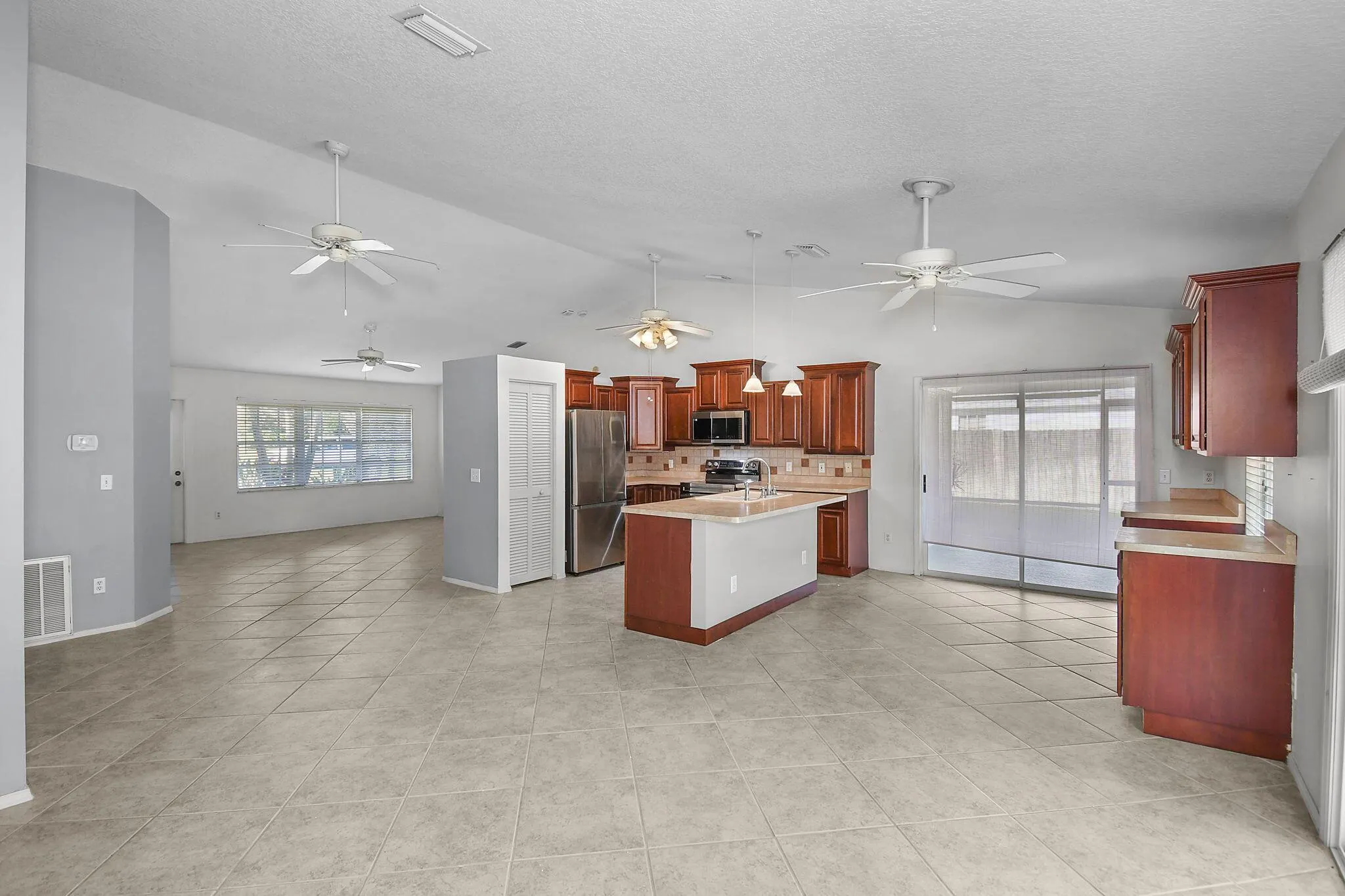 503 NE Solida Circle