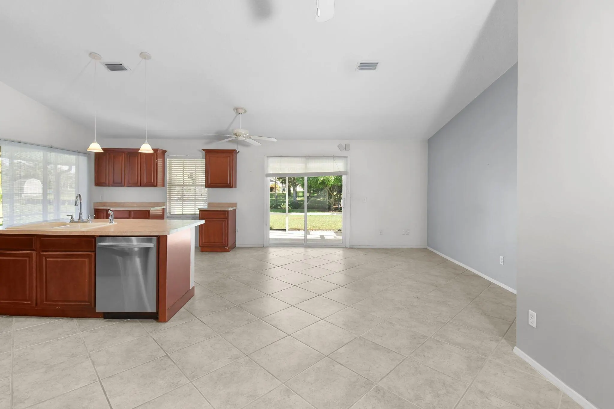 503 NE Solida Circle