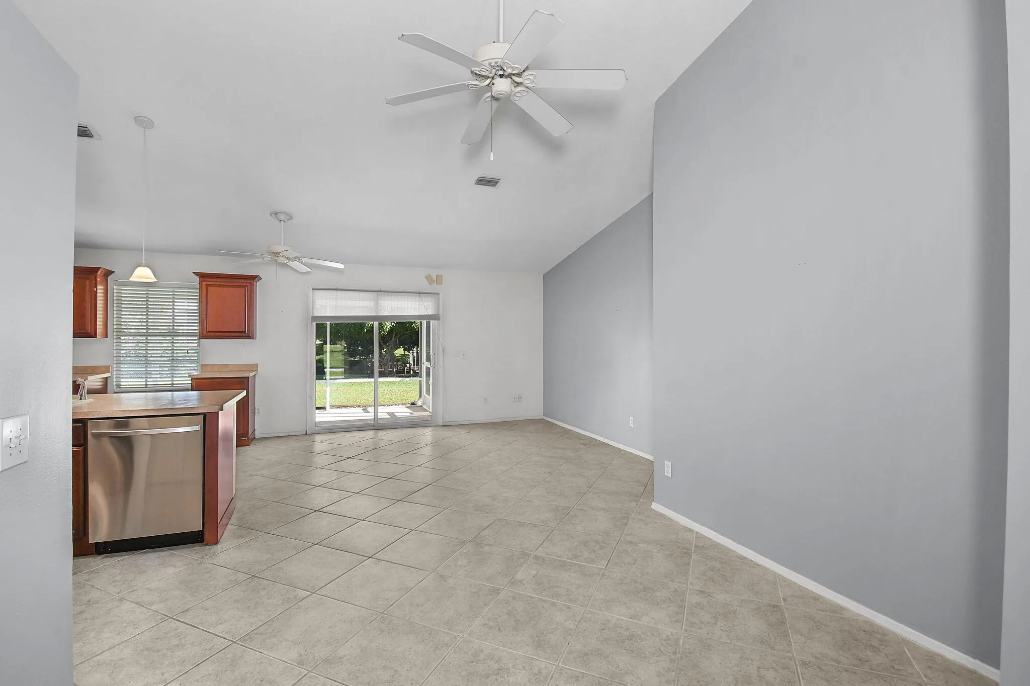 503 NE Solida Circle