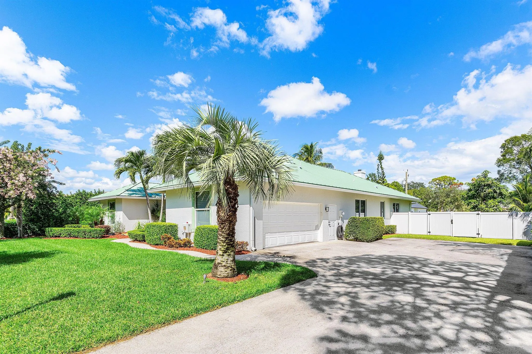 5661 Old Mystic Court