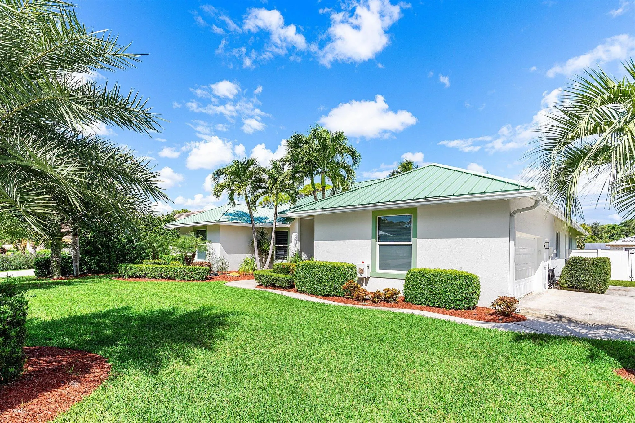 5661 Old Mystic Court