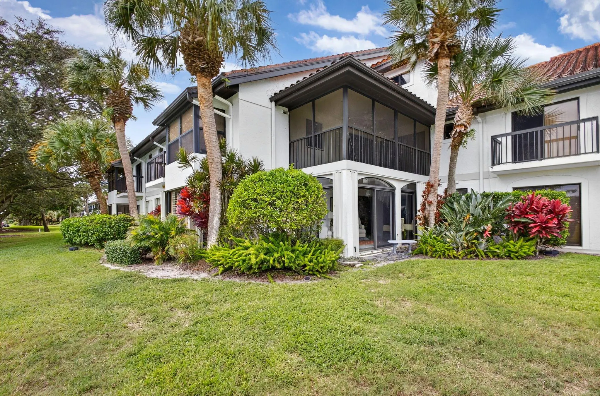16670 Traders Crossing N, #111