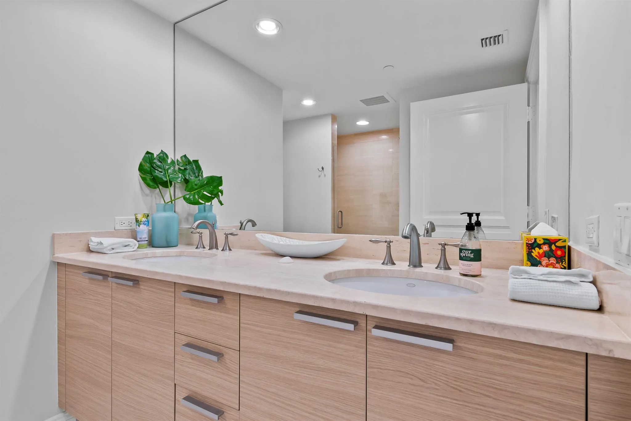 3800 N Ocean Drive, #653