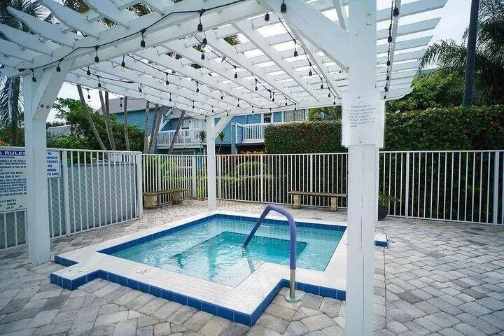 1511 Ocean Dunes Circle, #1511