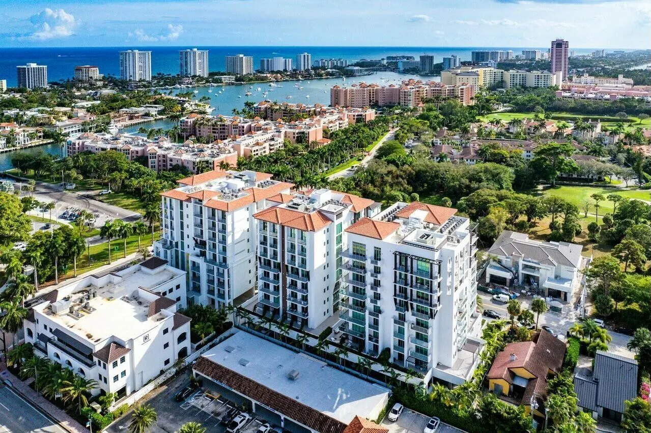 475 E Royal Palm Road, #805