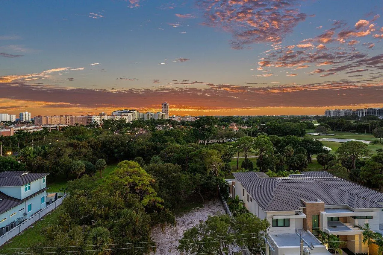 475 E Royal Palm Road, #805