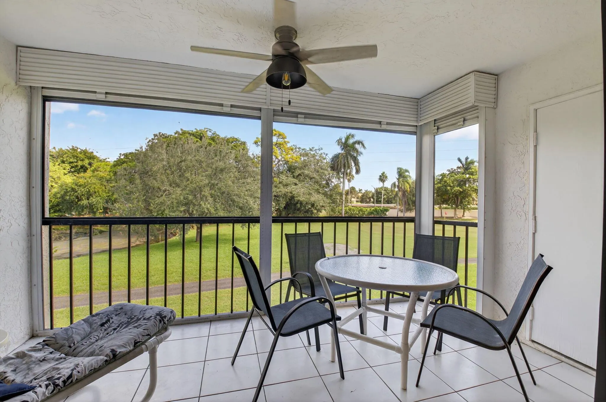5055 Oak Hill Lane, #222