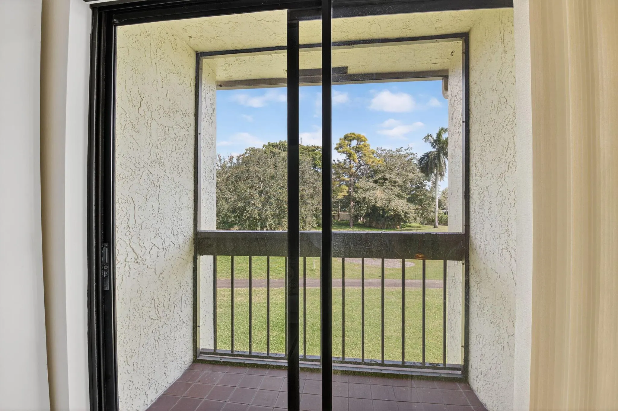 5055 Oak Hill Lane, #222