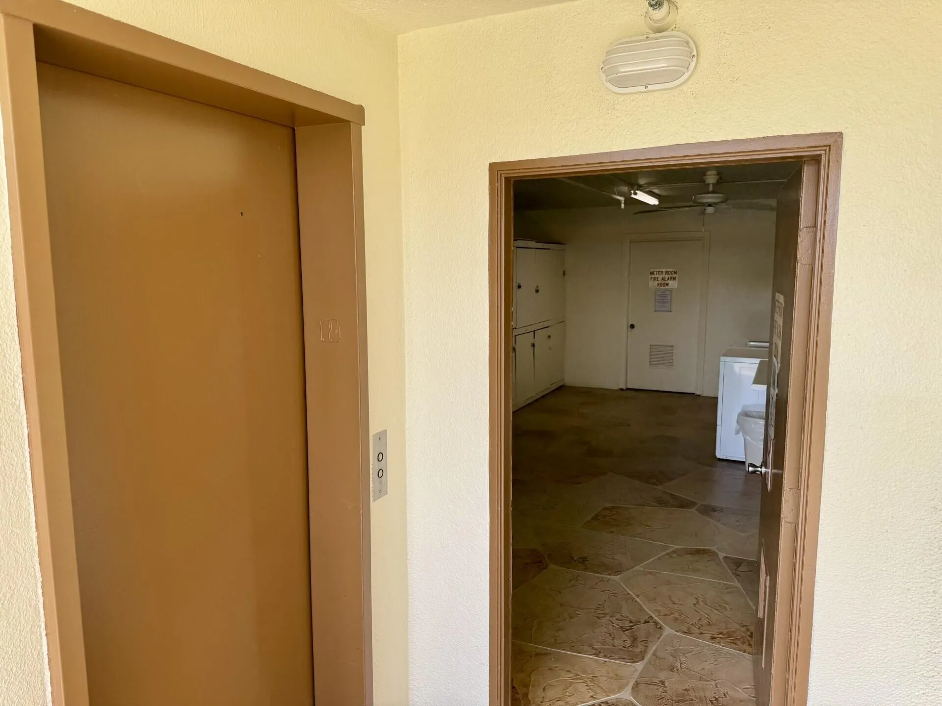273 Mansfield G, #273