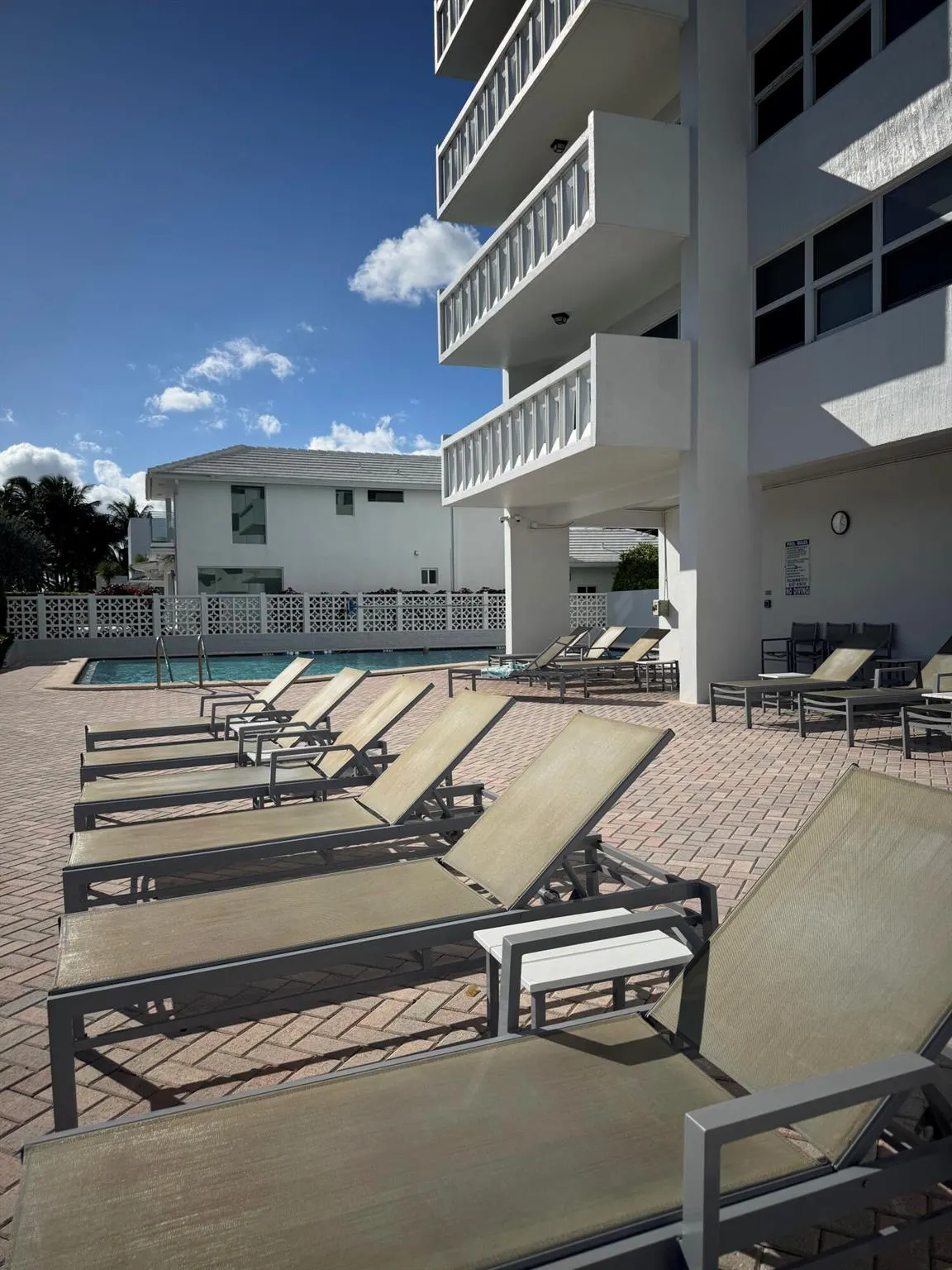 2100 S Ocean Drive, #6a
