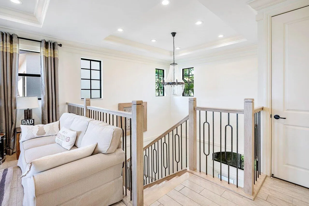 8348 Grand Prix Lane