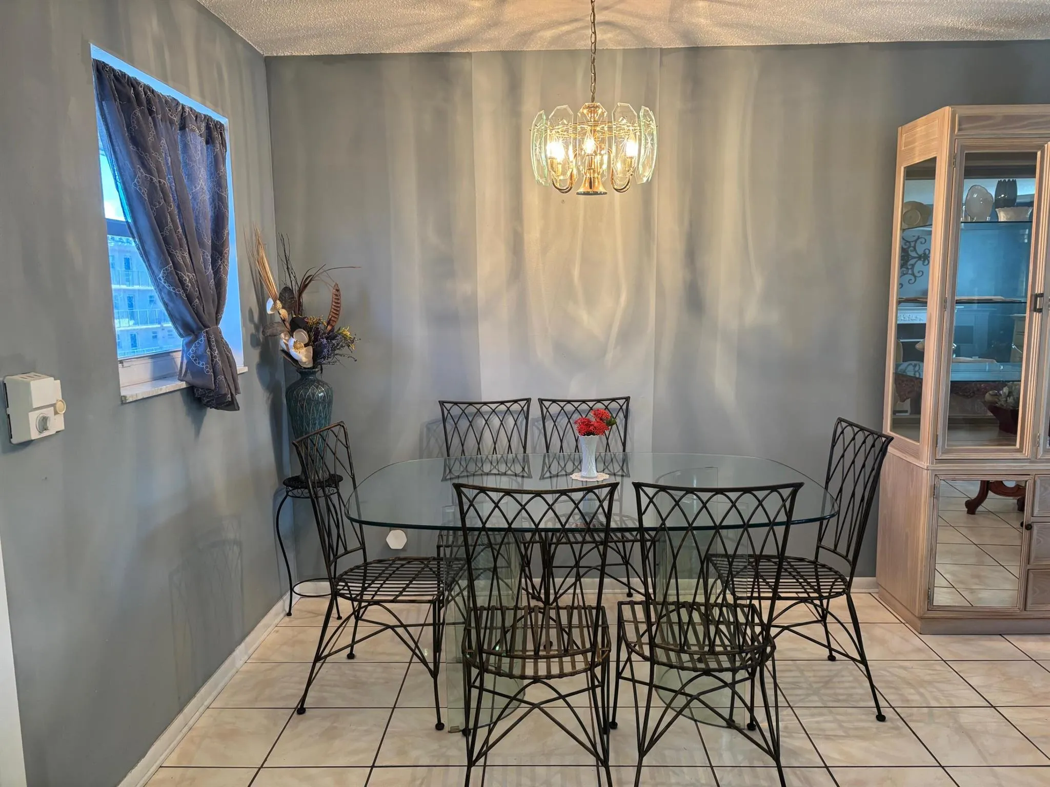 721 Lori Drive, #305