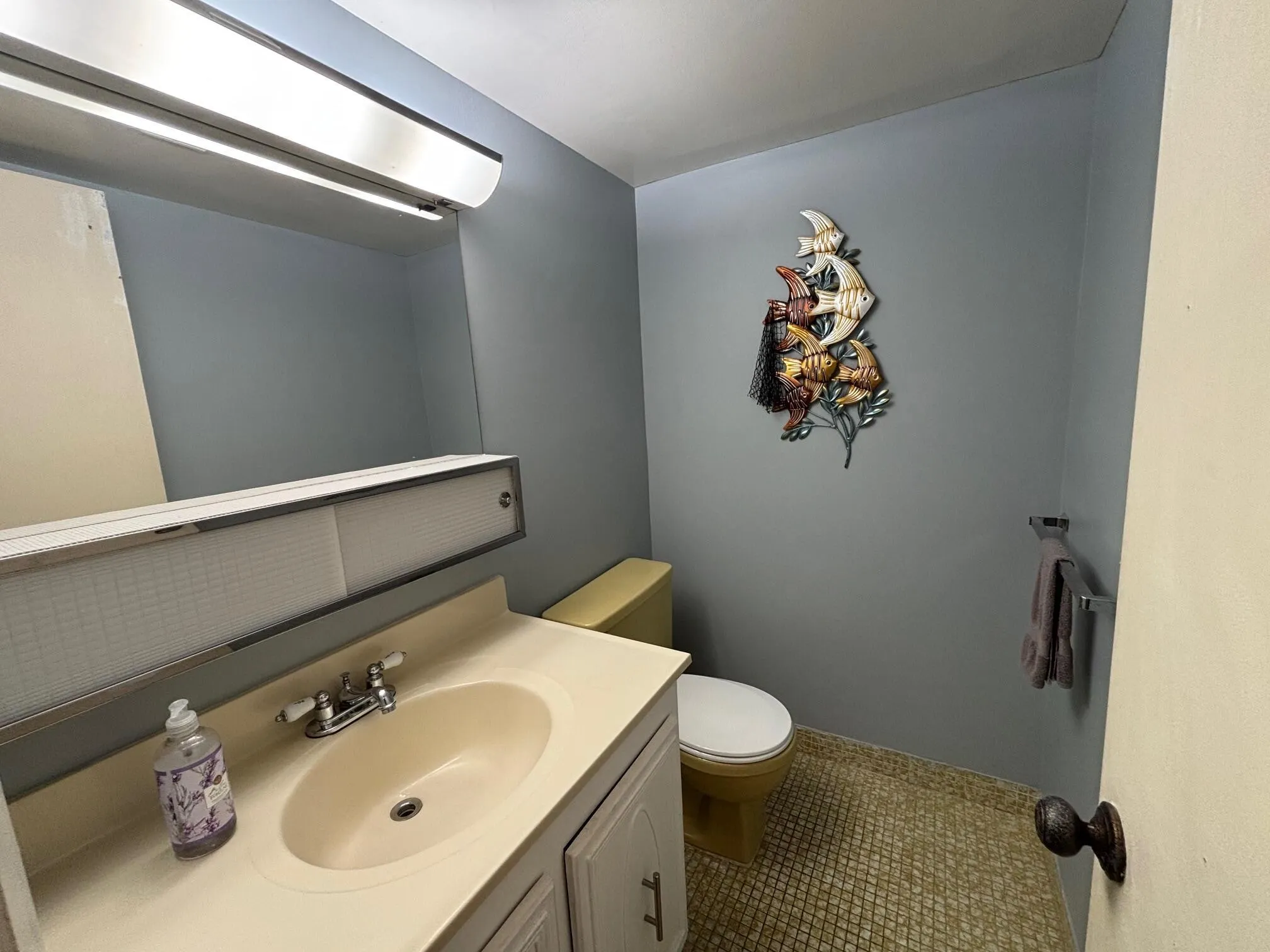 721 Lori Drive, #305