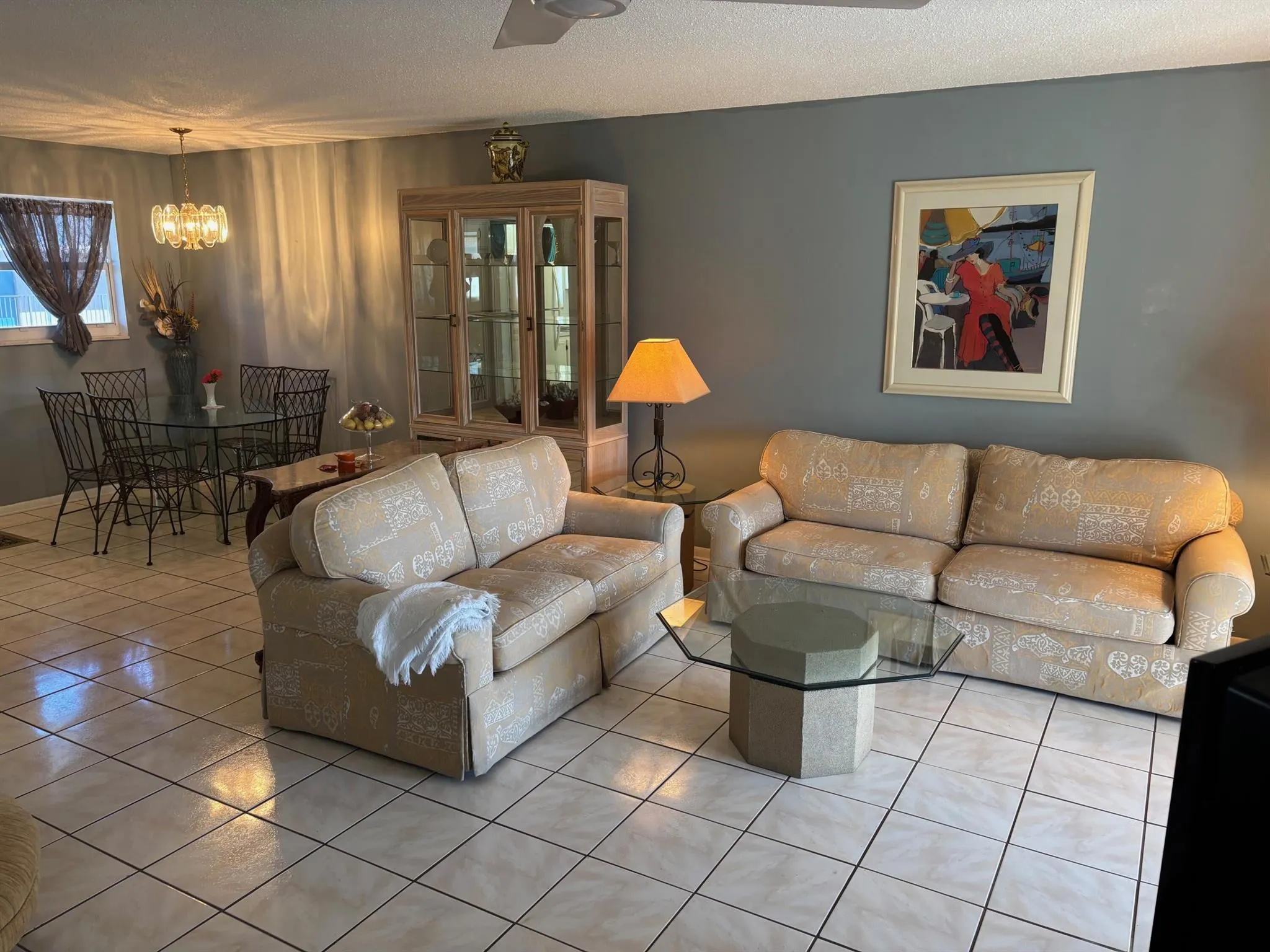 721 Lori Drive, #305