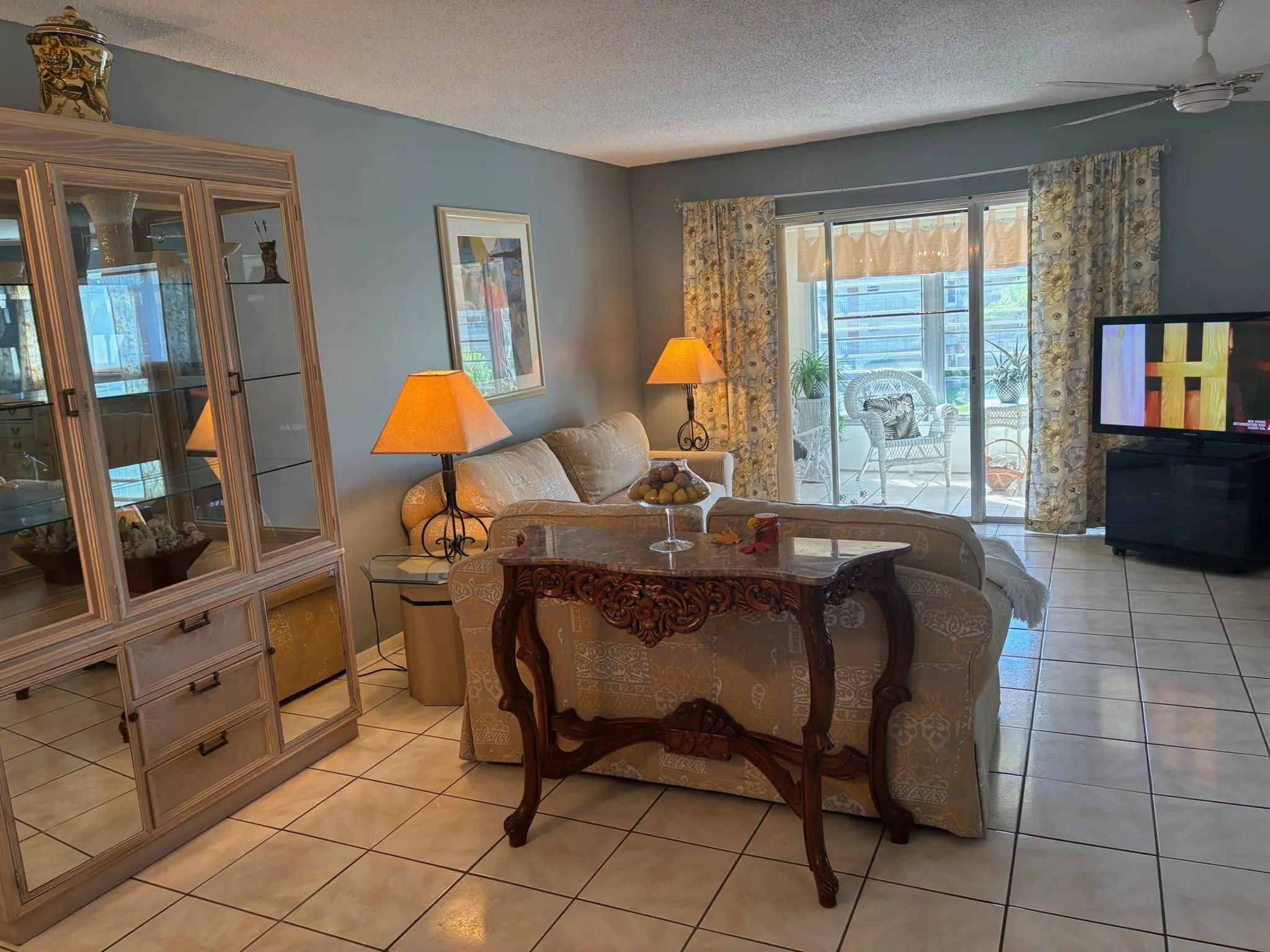 721 Lori Drive, #305