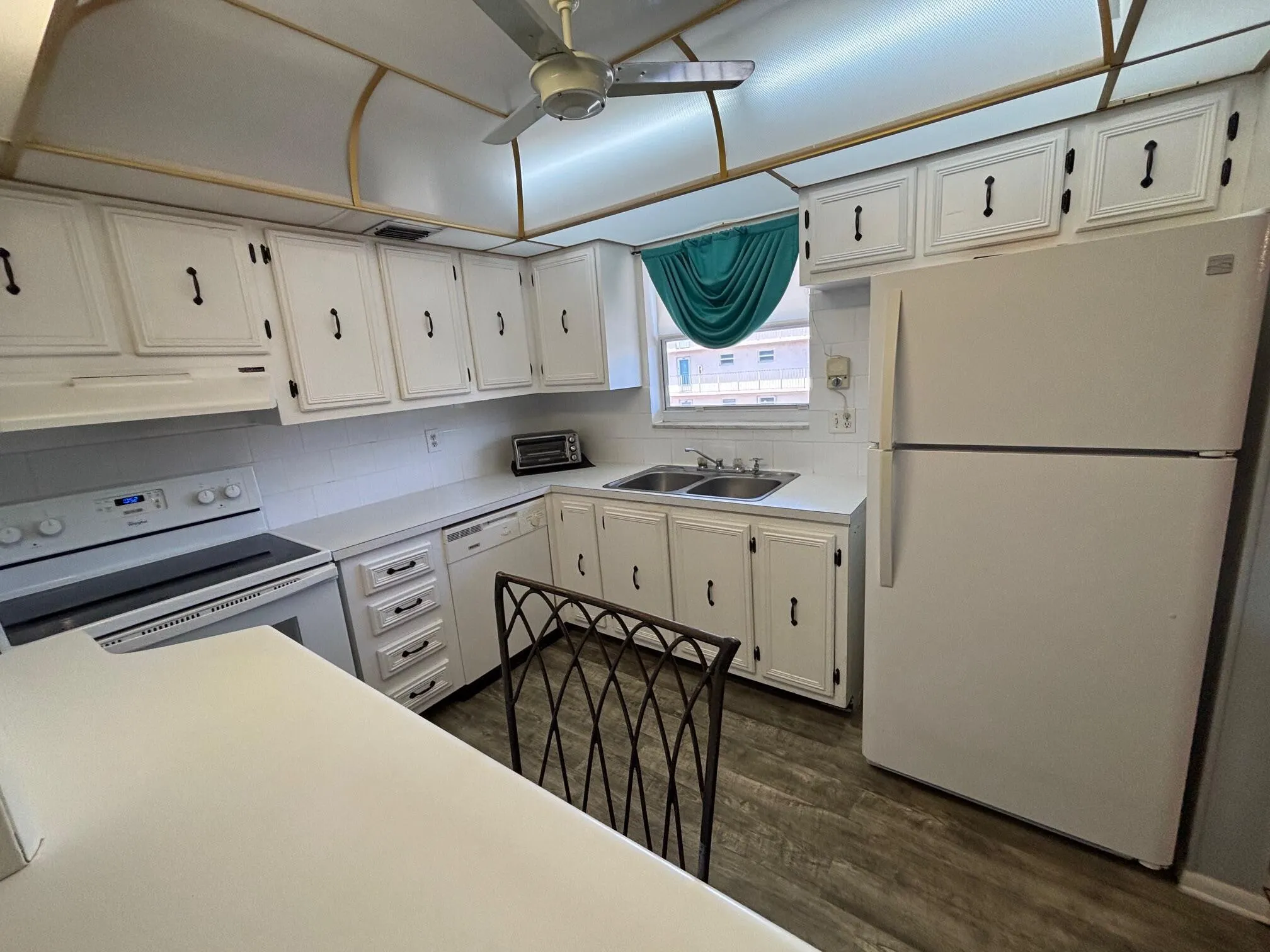 721 Lori Drive, #305