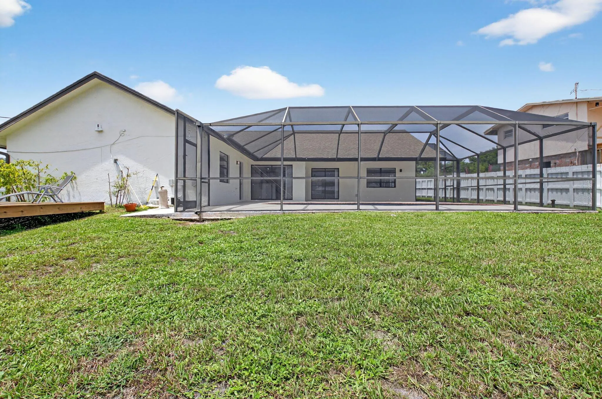488 NW 13th Street