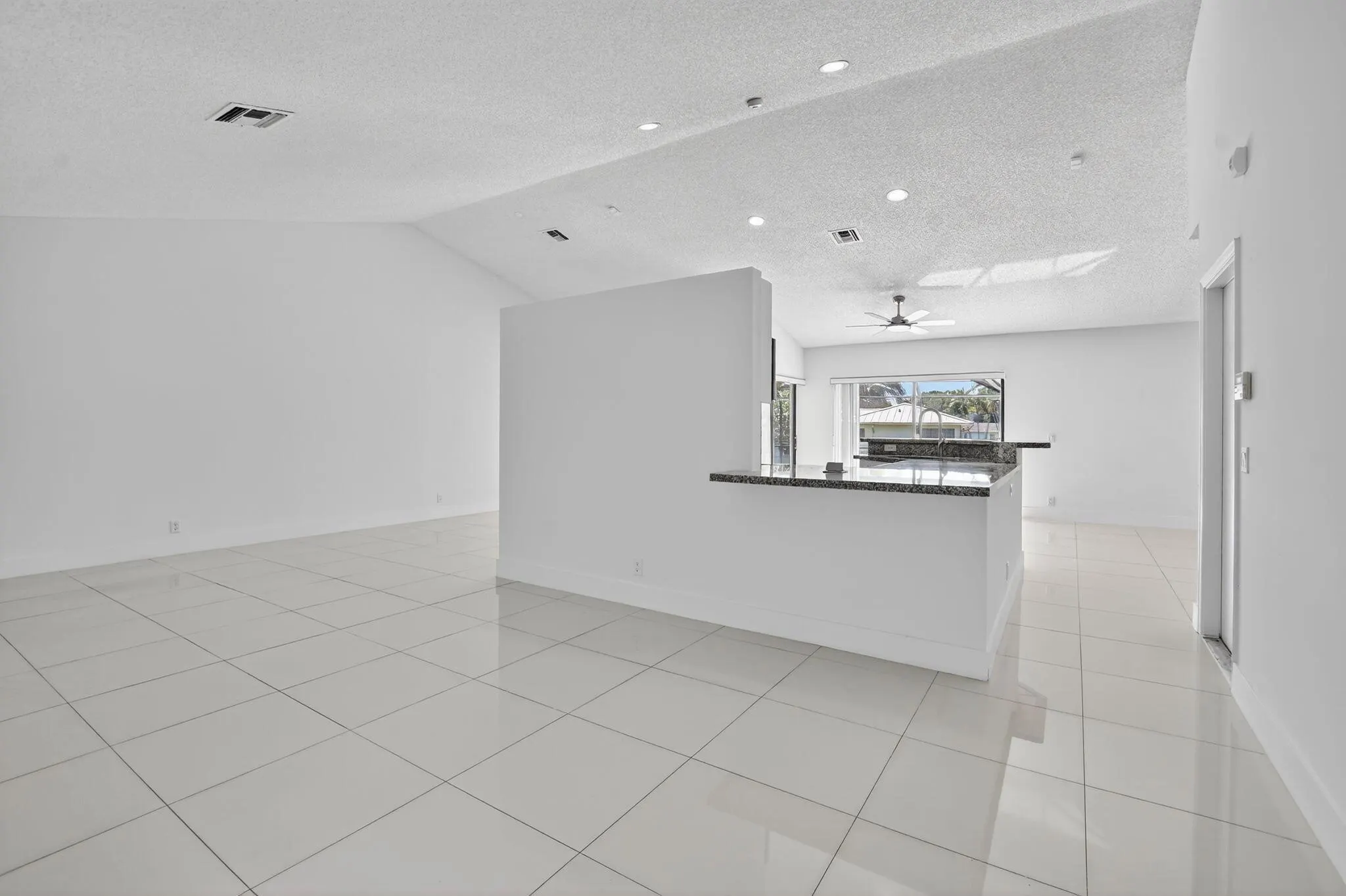 488 NW 13th Street