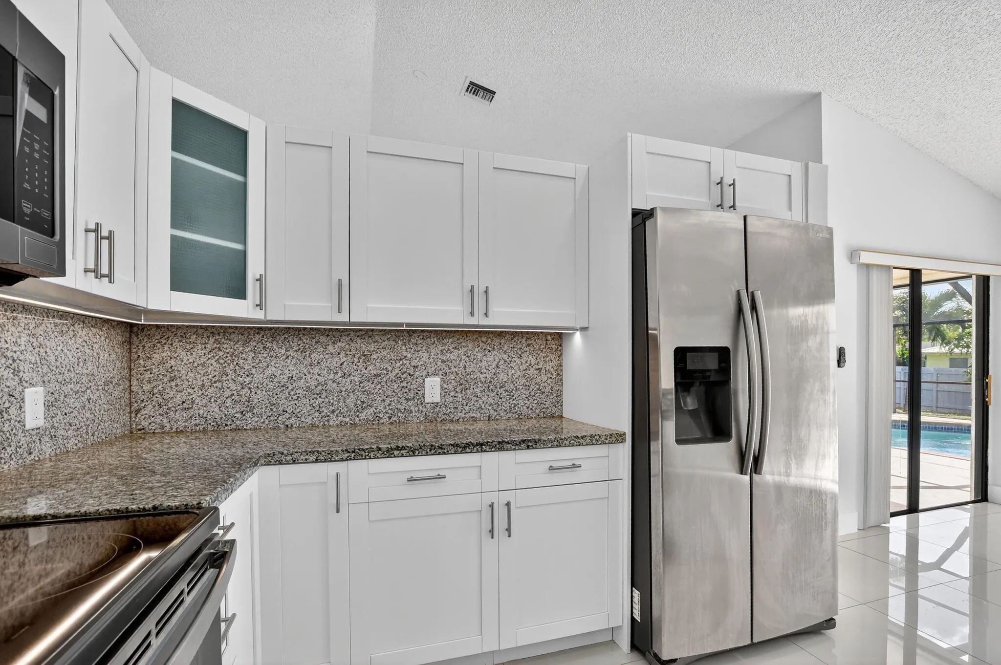 488 NW 13th Street