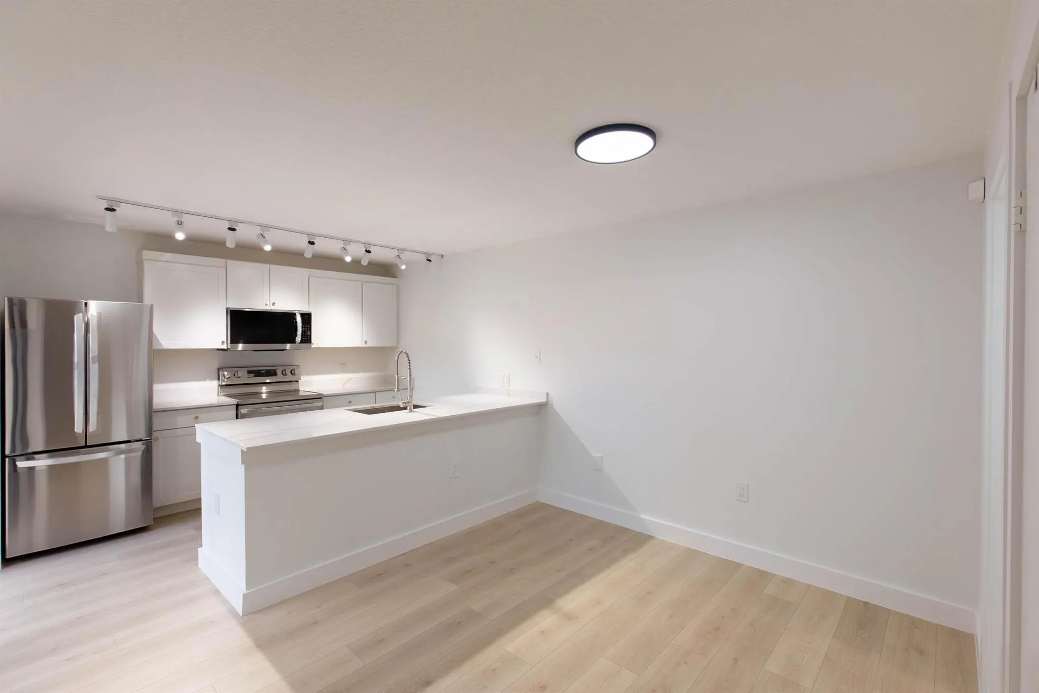 855 Blue Ridge Circle, #855