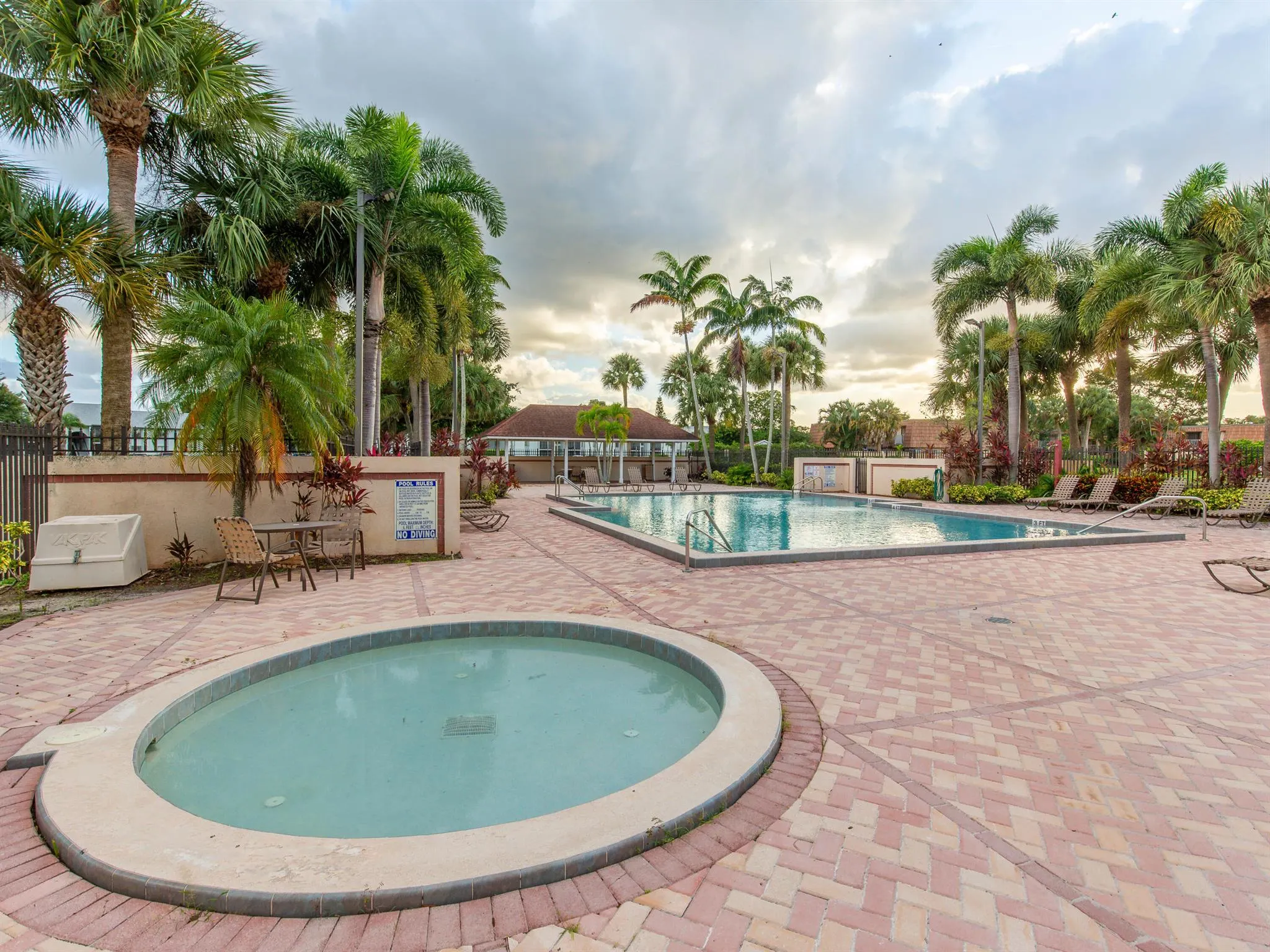 855 Blue Ridge Circle, #855