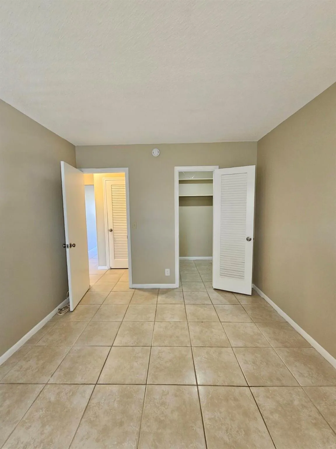 114 Norwich E, #114