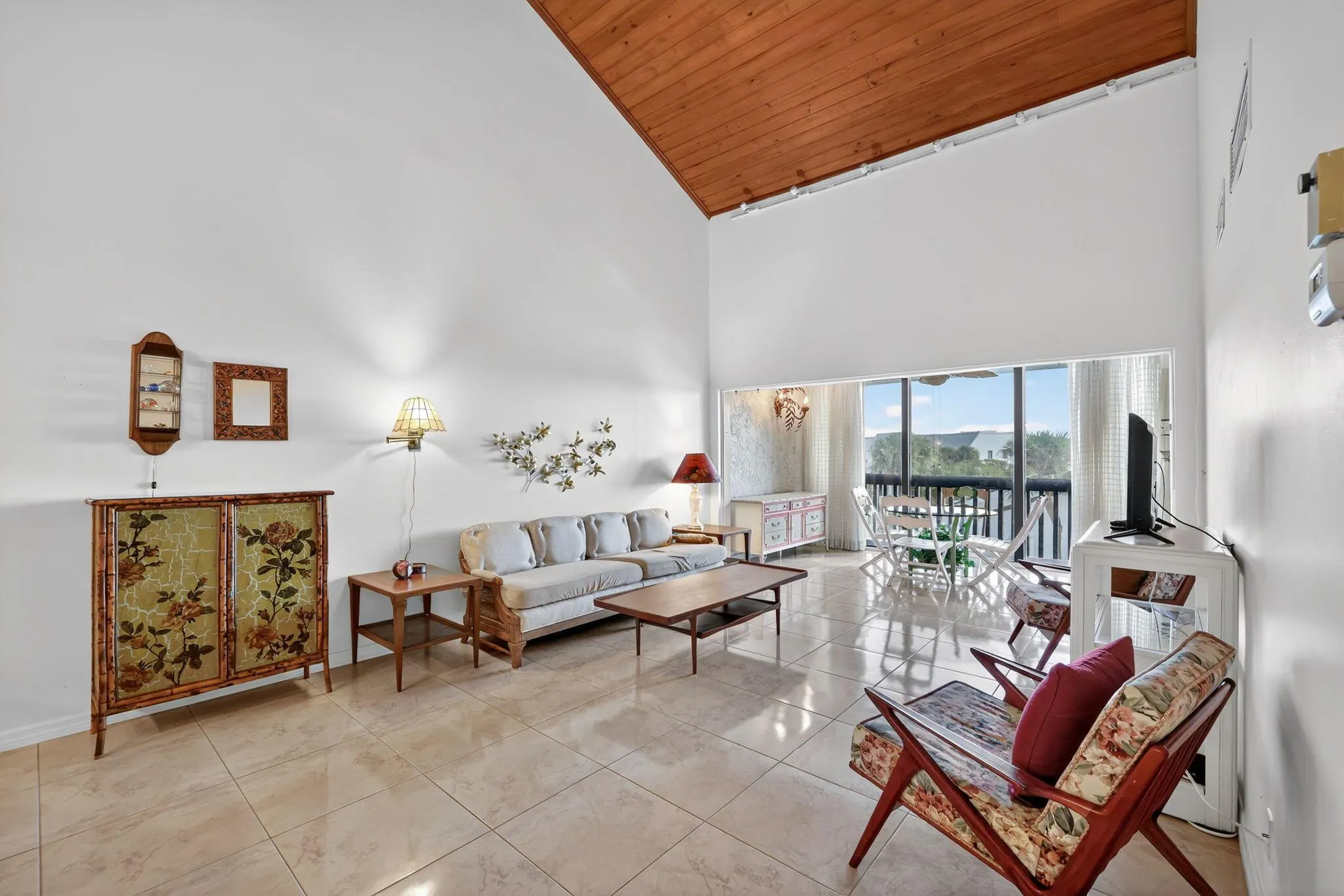 2400 S Ocean Drive, #6445