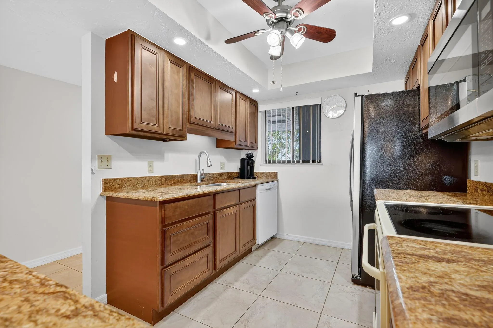 2400 S Ocean Drive, #6445