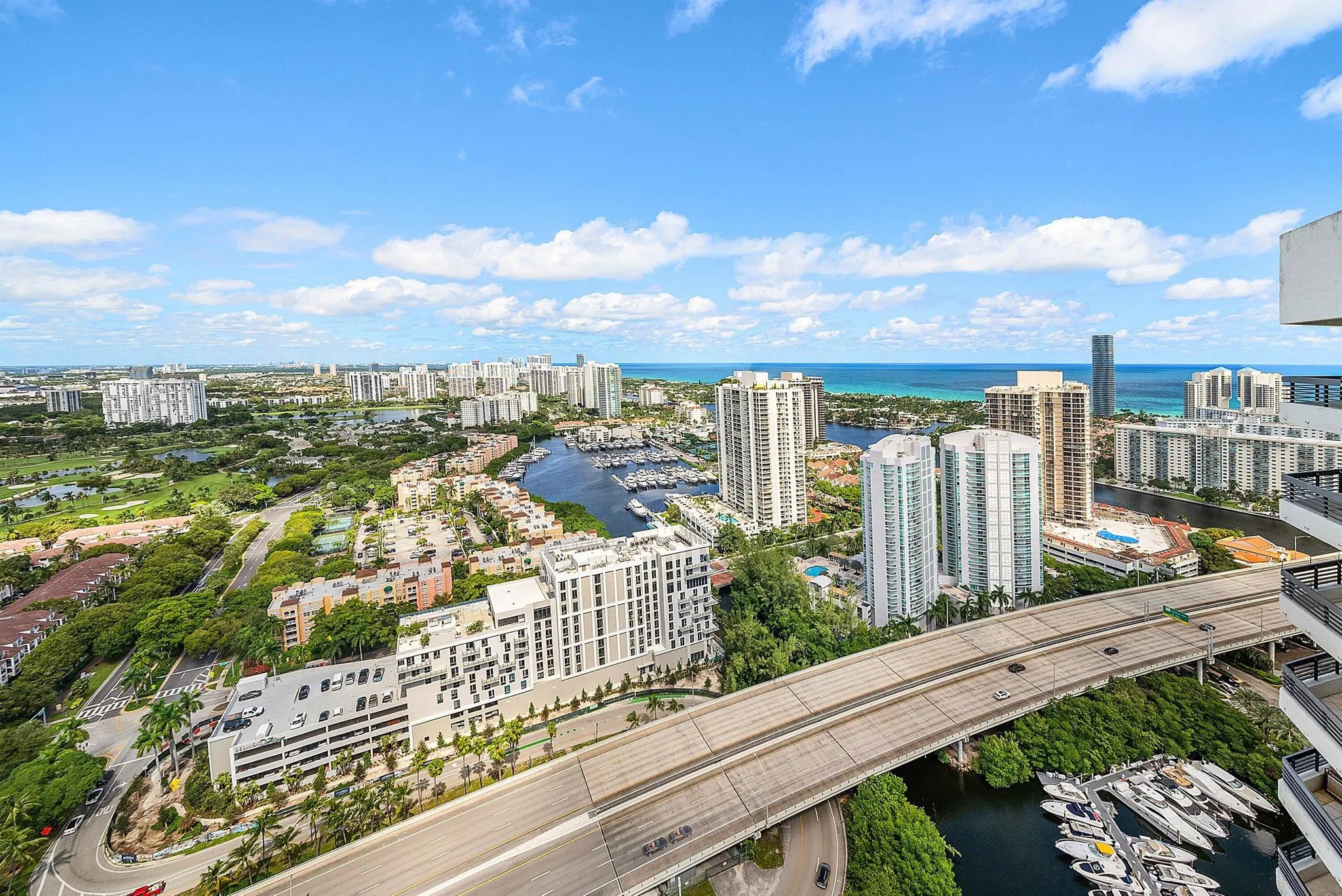 3500 Mystic Pointe Drive, #Ph4
