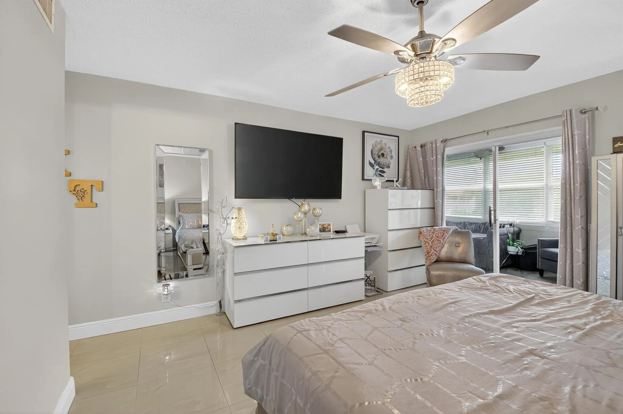 6525 S Oriole Boulevard, #2060