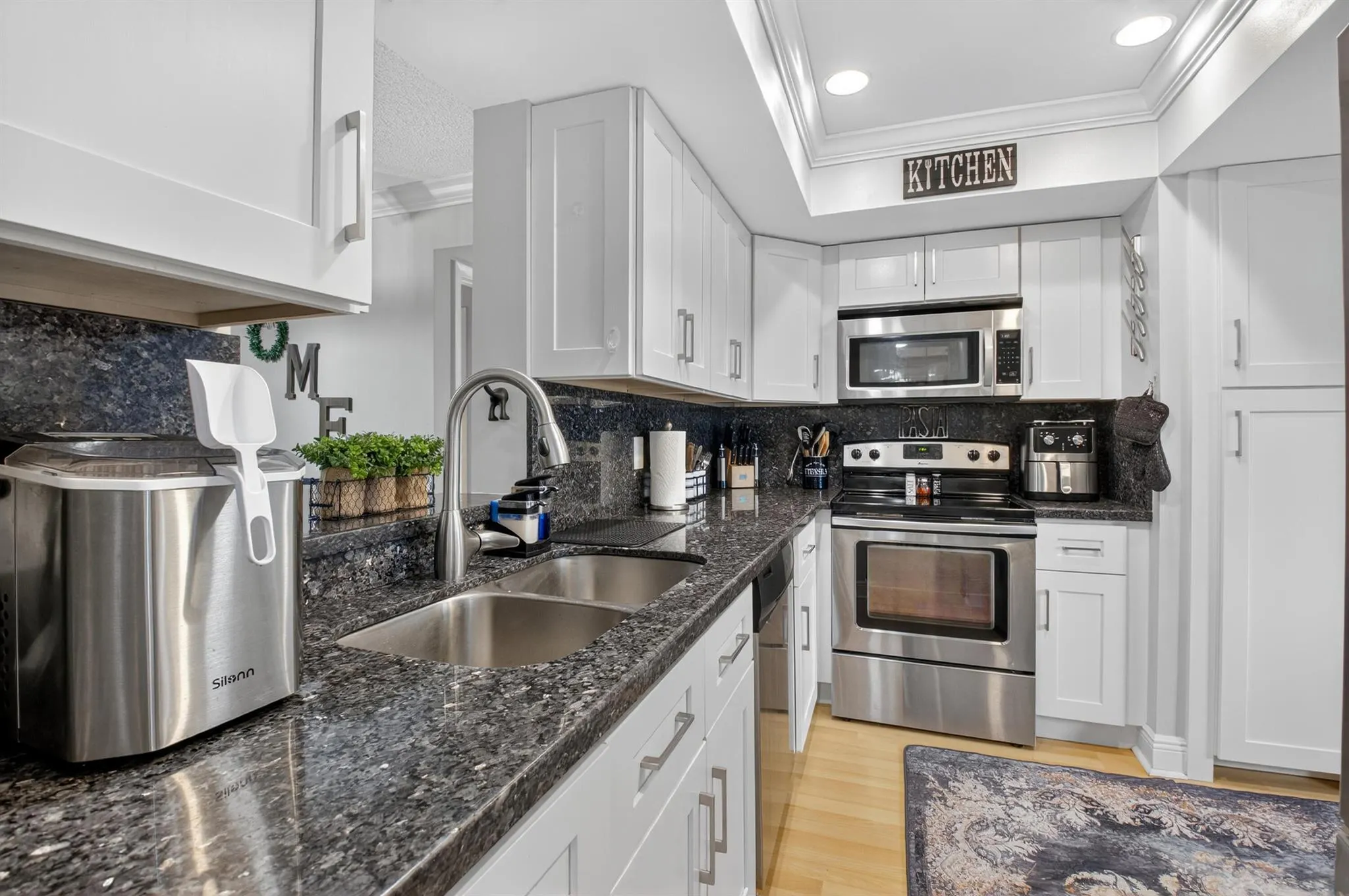 6525 S Oriole Boulevard, #2060