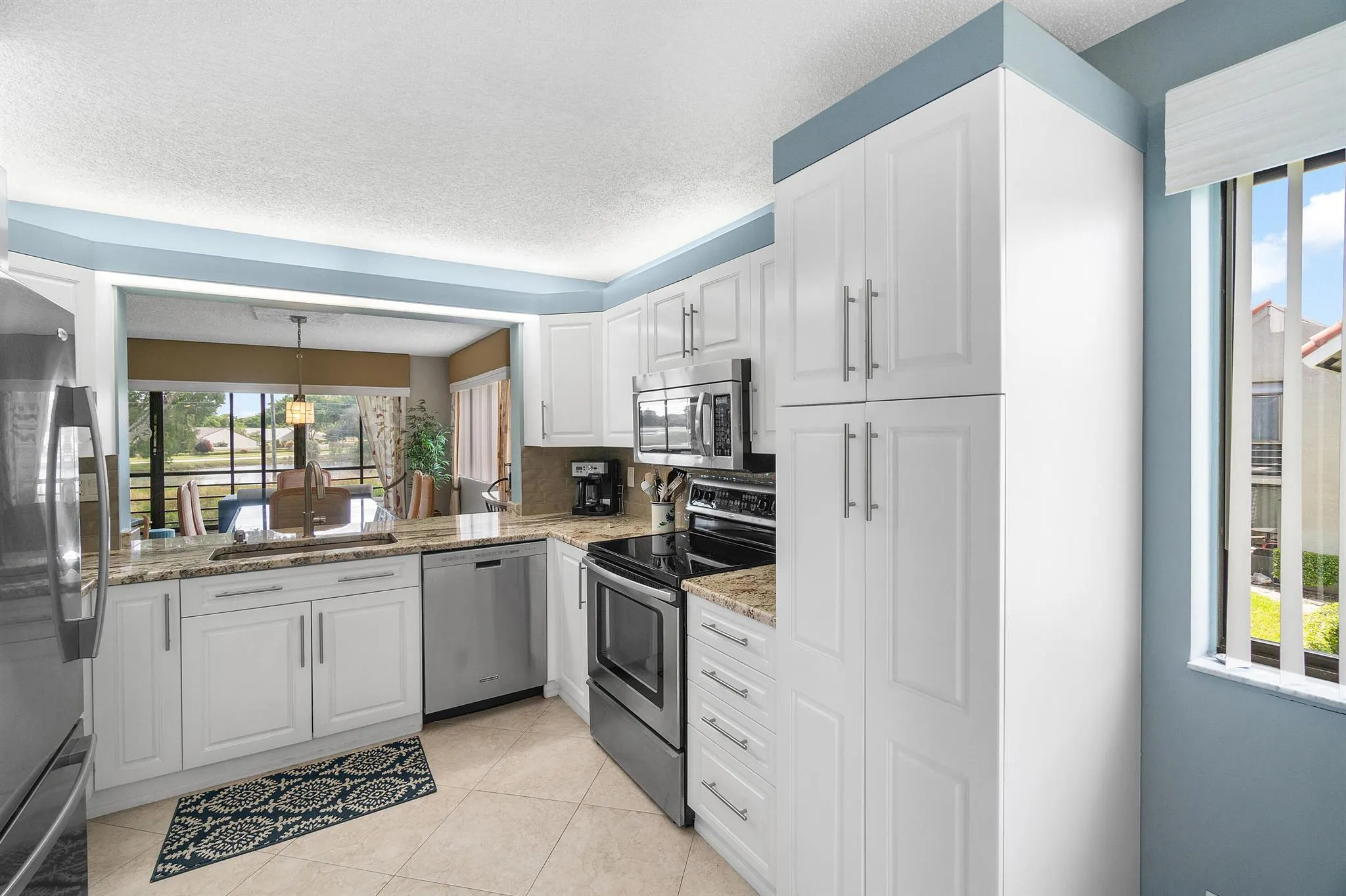 5533 Fairway Park Drive, #204