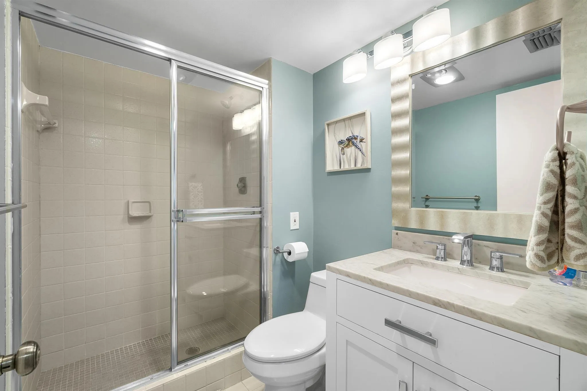 5533 Fairway Park Drive, #204