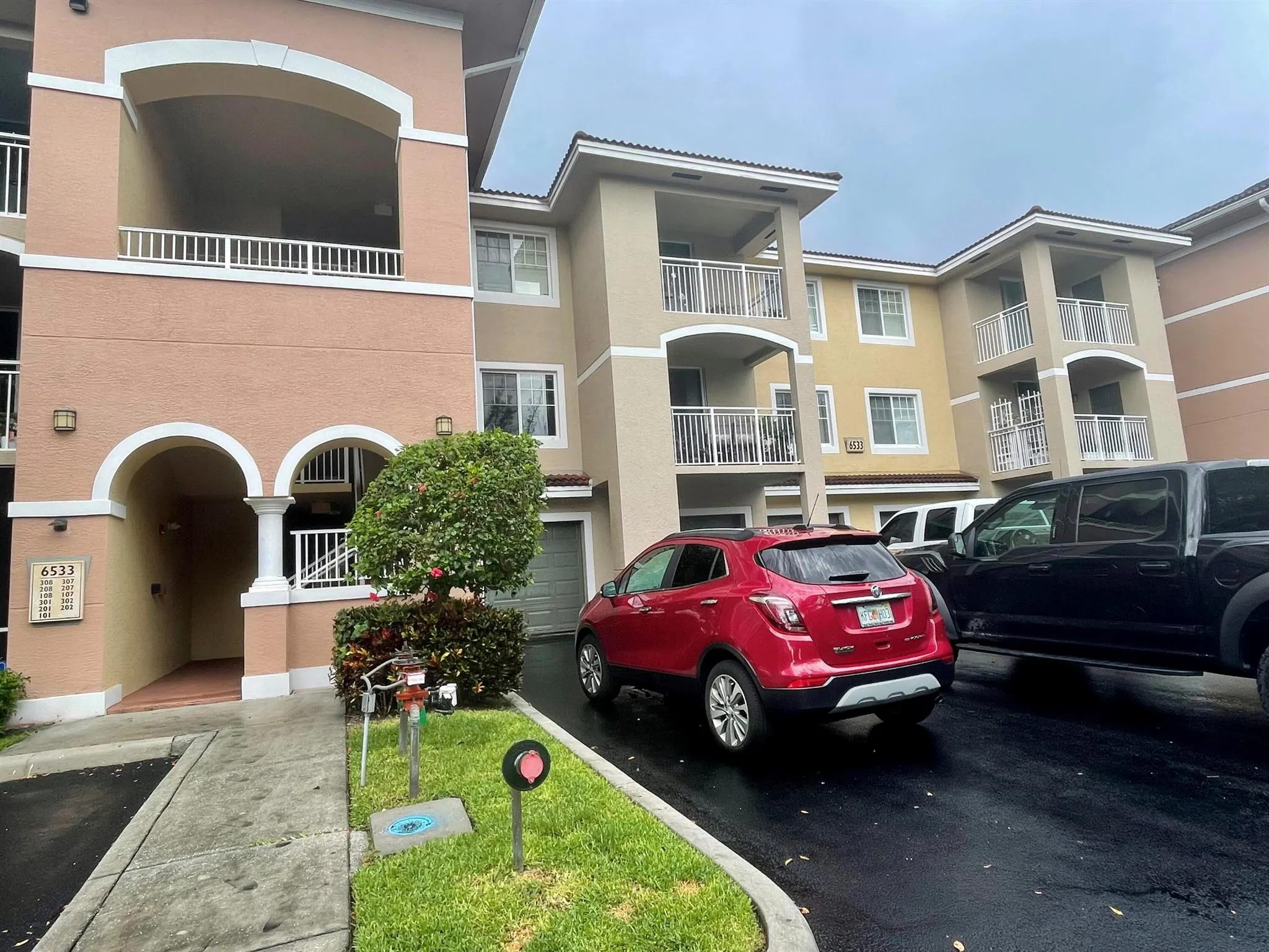 6533 Emerald Dunes Drive, #107