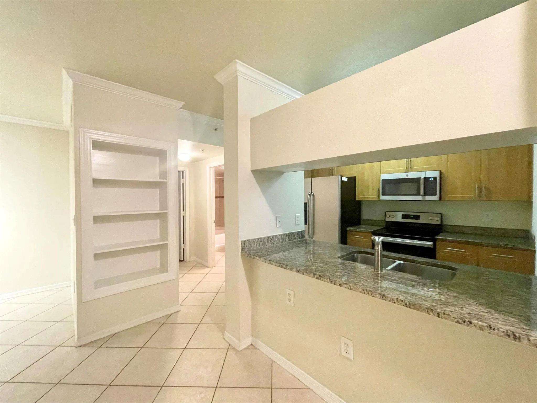 6533 Emerald Dunes Drive, #107