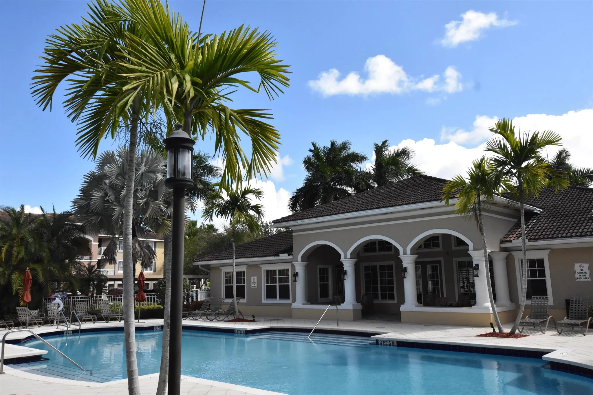 6533 Emerald Dunes Drive, #107