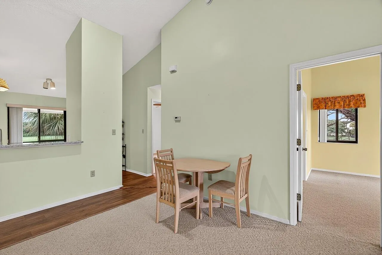 5720 Pelican Pointe Drive, #3
