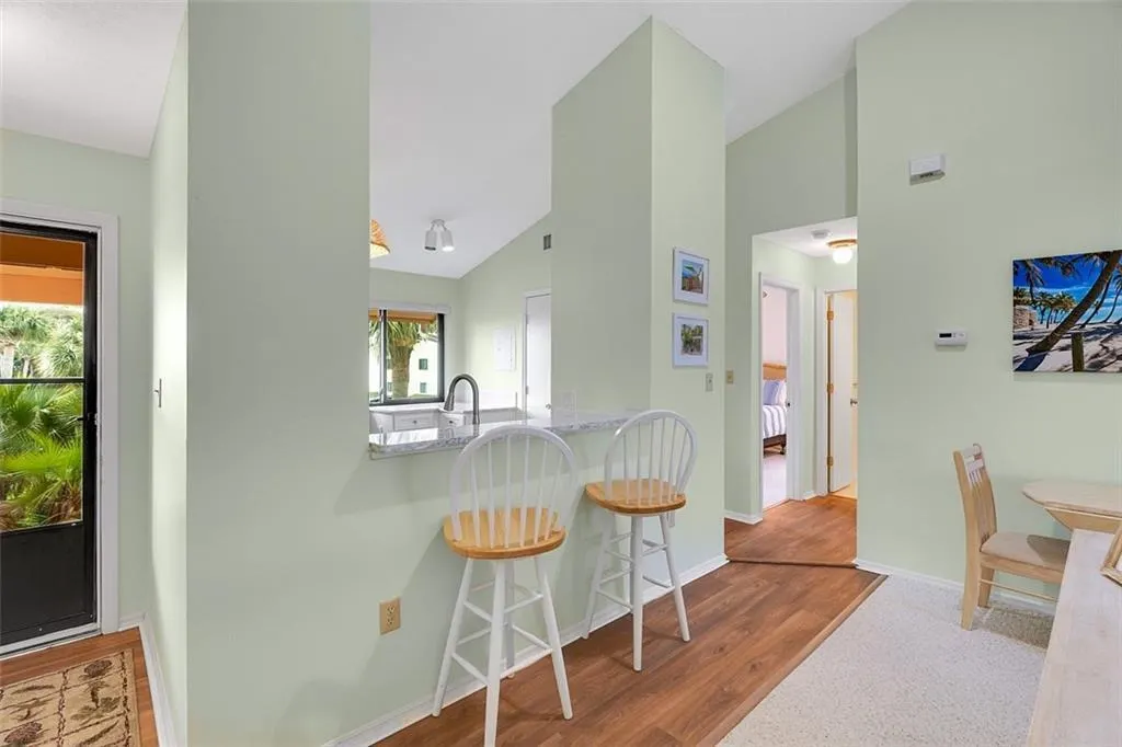5720 Pelican Pointe Drive, #3