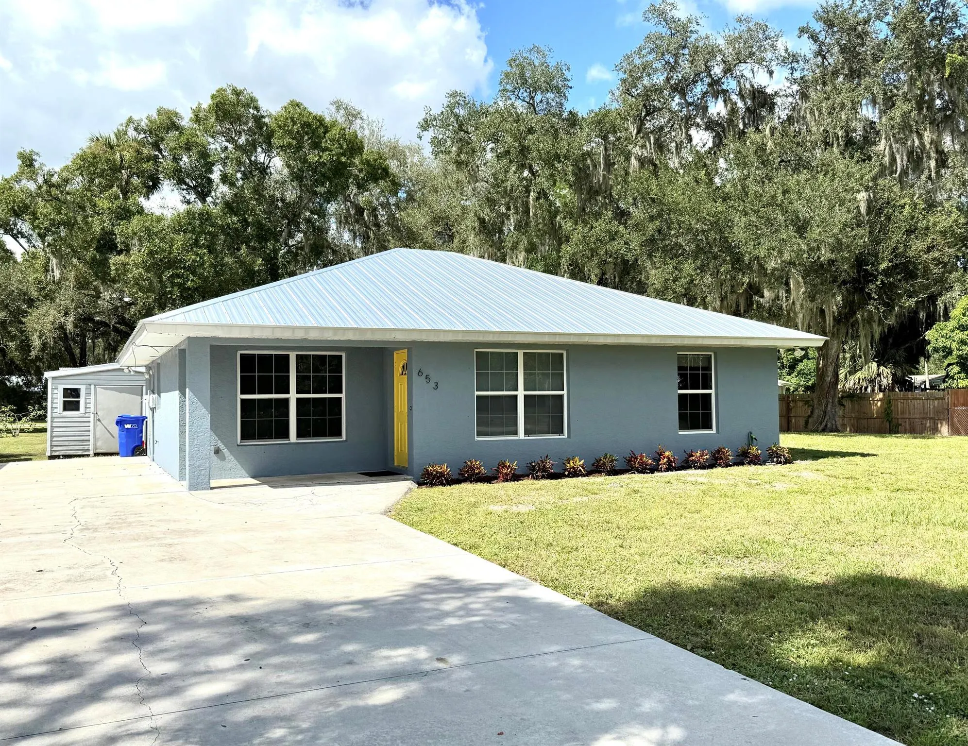 653 SE 13th Avenue