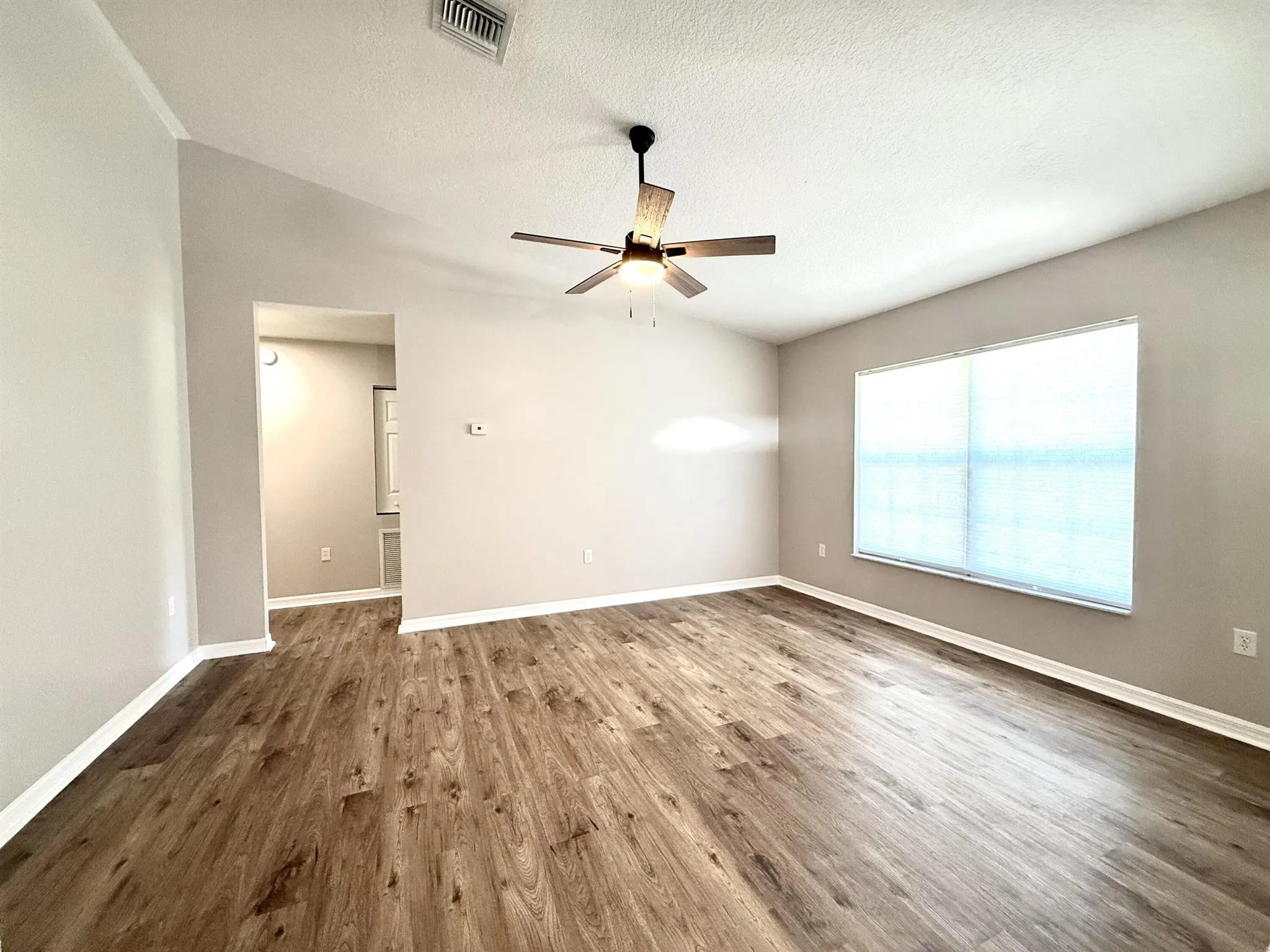 653 SE 13th Avenue