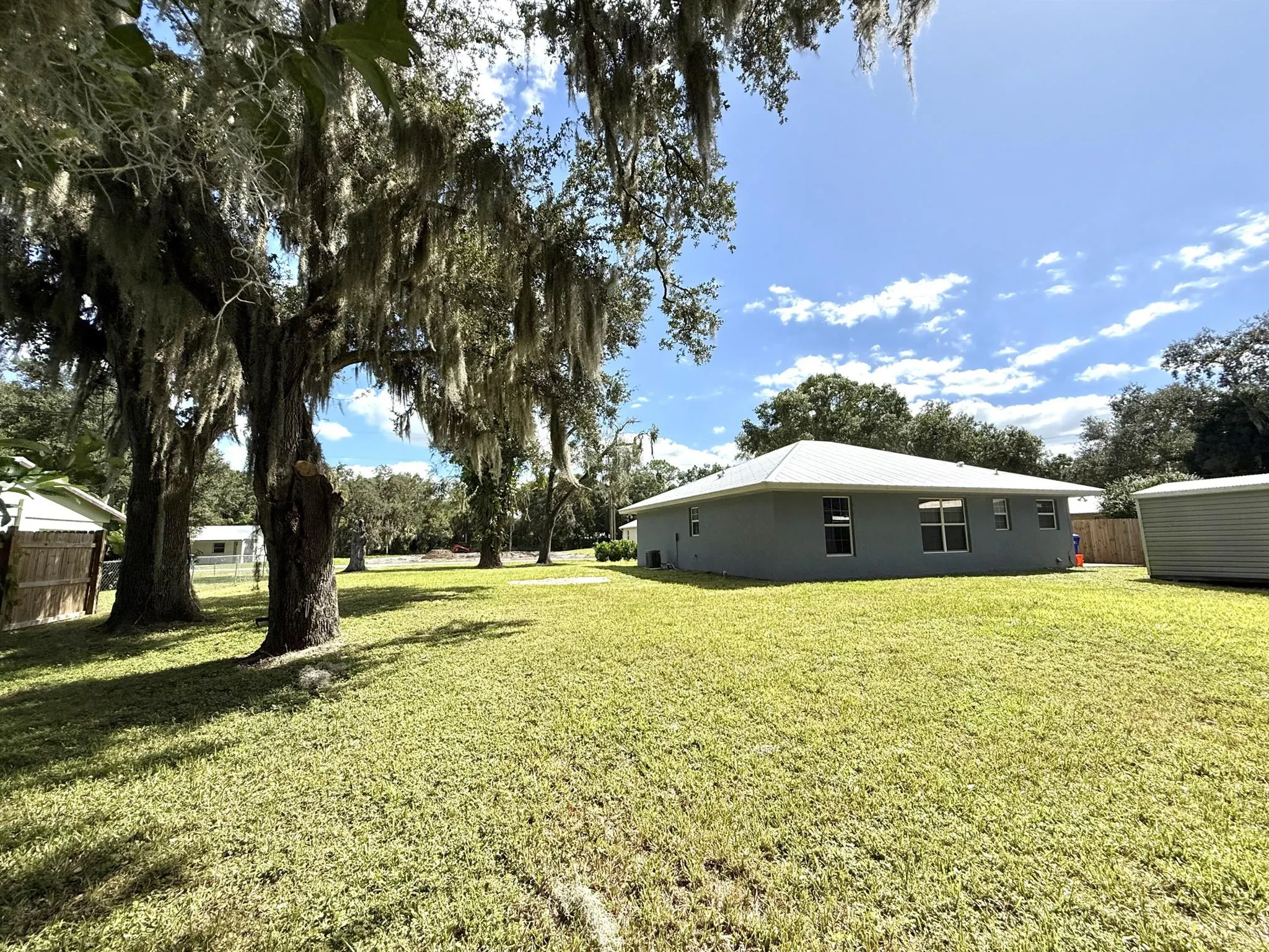 653 SE 13th Avenue