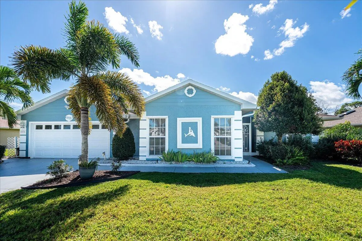 6876 Bronte Circle